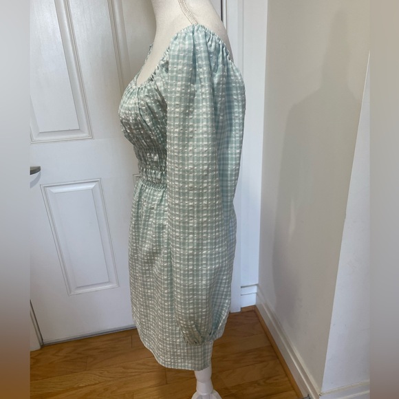 Leyden Smocked Mini - Picture 2 of 11